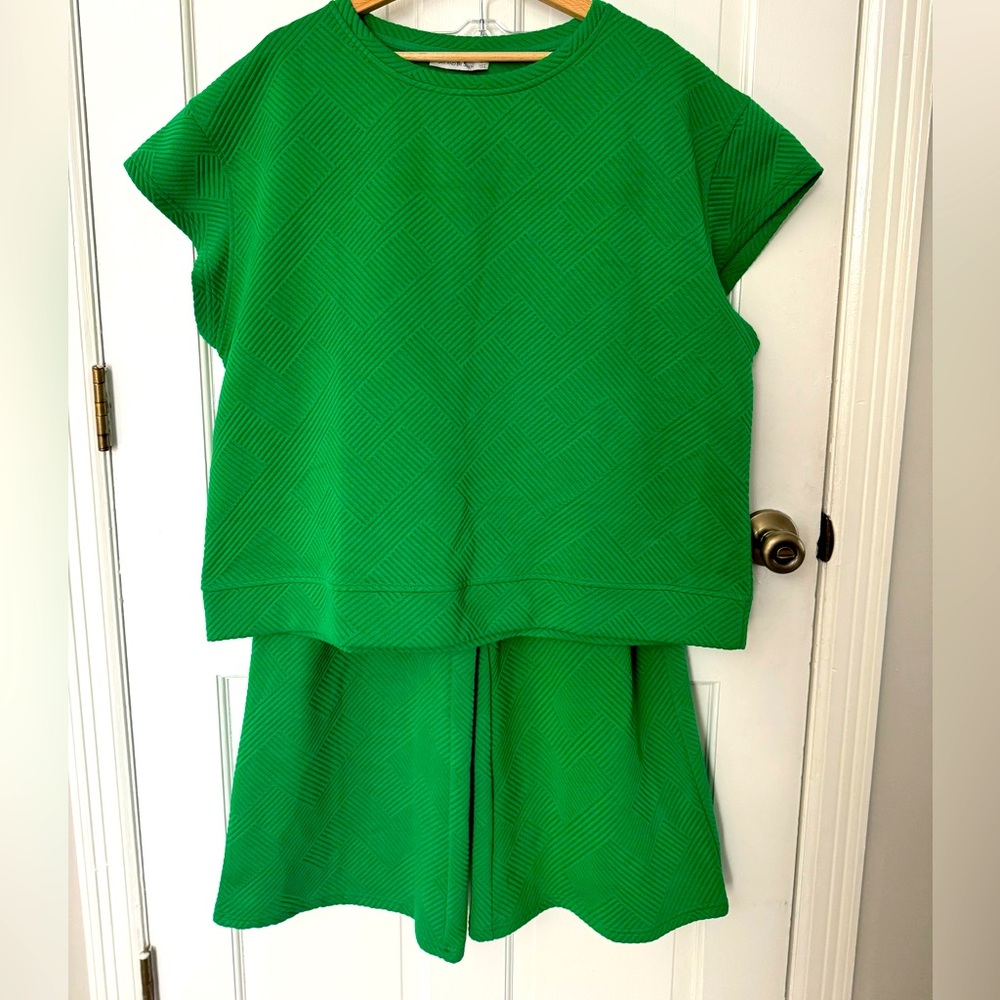 Matching textured knit set, green